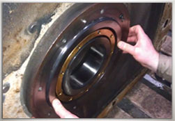 Замена подшипников в подшипниковом узле термокомпактора Замена подшипников в подшипниковом узле